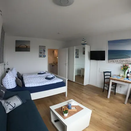 Apartment 1 Mit Yachthafenblick