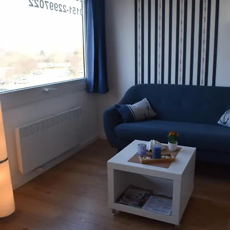 1 Mit Yachthafenblick Lägenhet *
